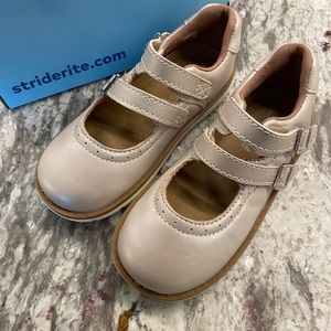 NWT - Stride Rite Cordaline Pearl Mary Jane - 8